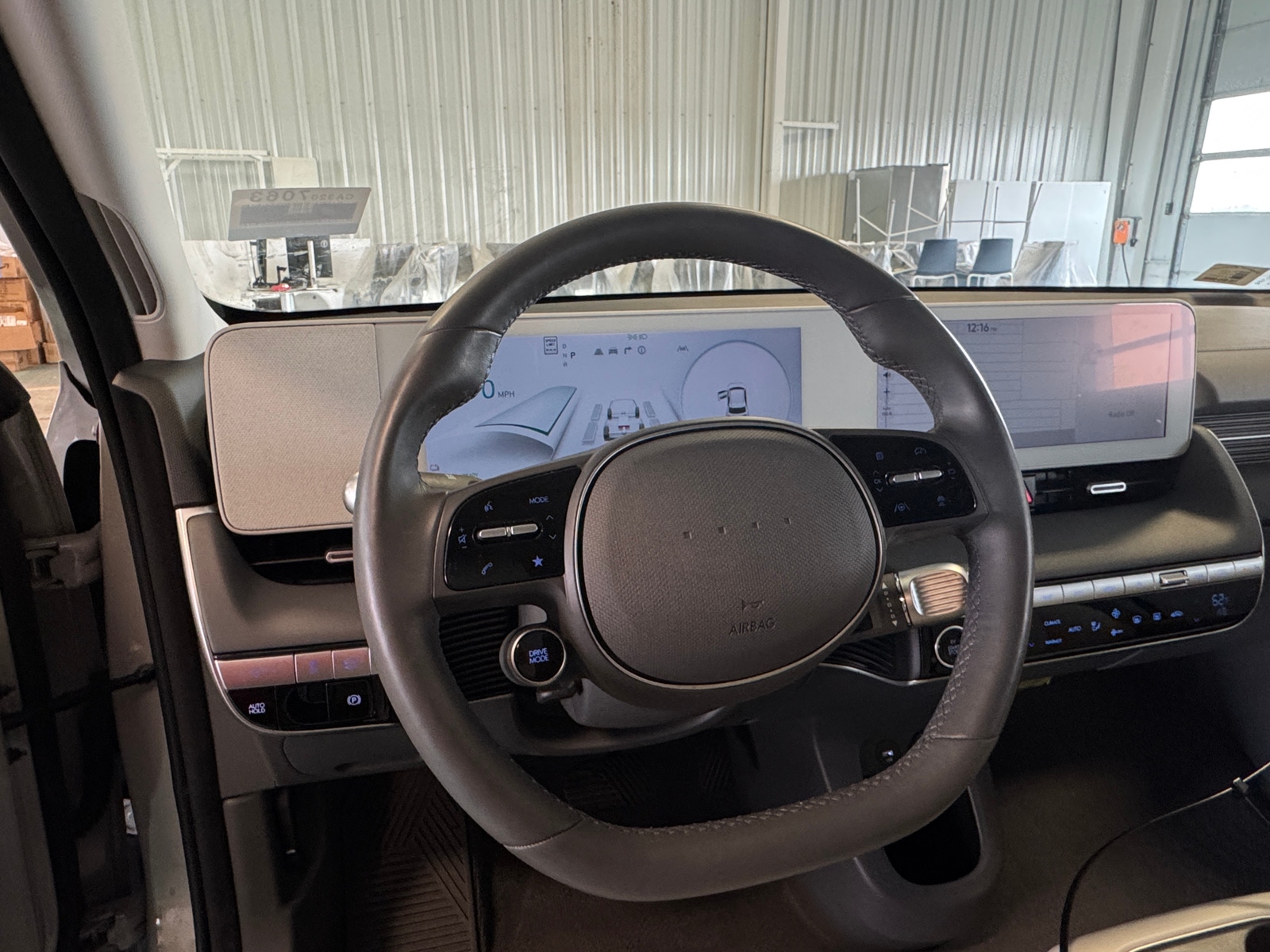 Thumbnail: 2023 Hyundai Ioniq 5 - 4