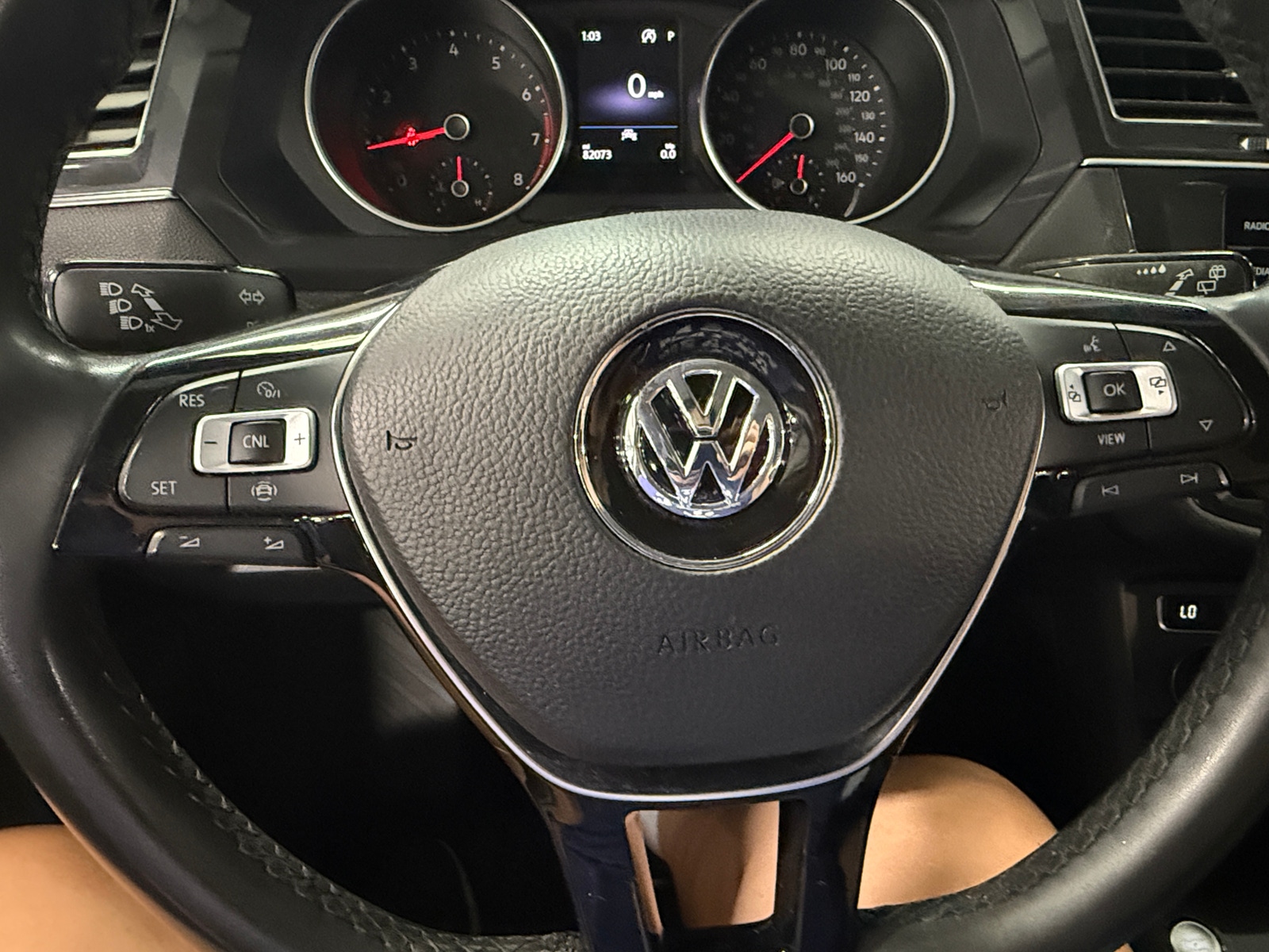 Thumbnail: 2020 Volkswagen Tiguan - 4