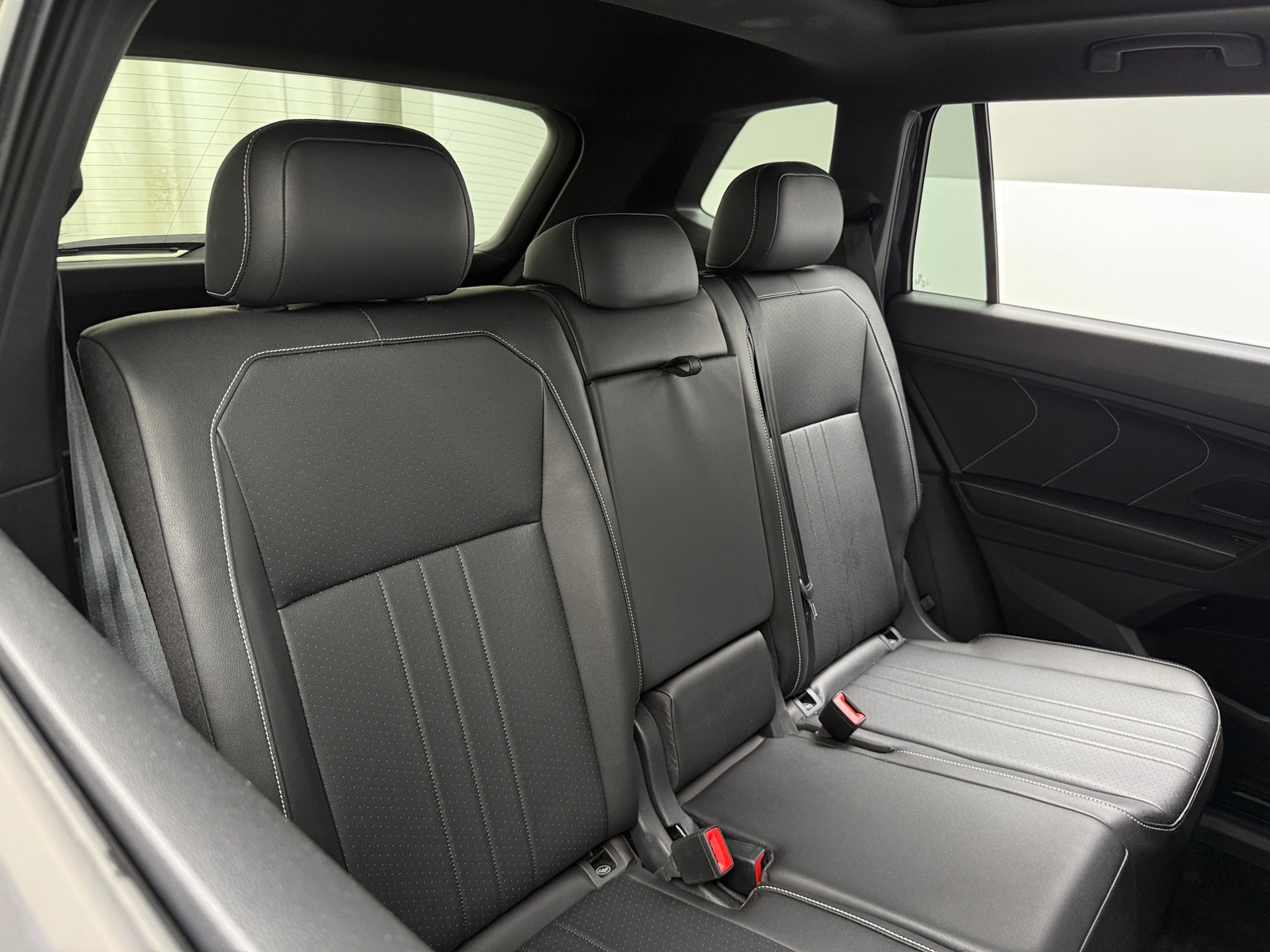 Thumbnail: 2024 Volkswagen Tiguan - 5