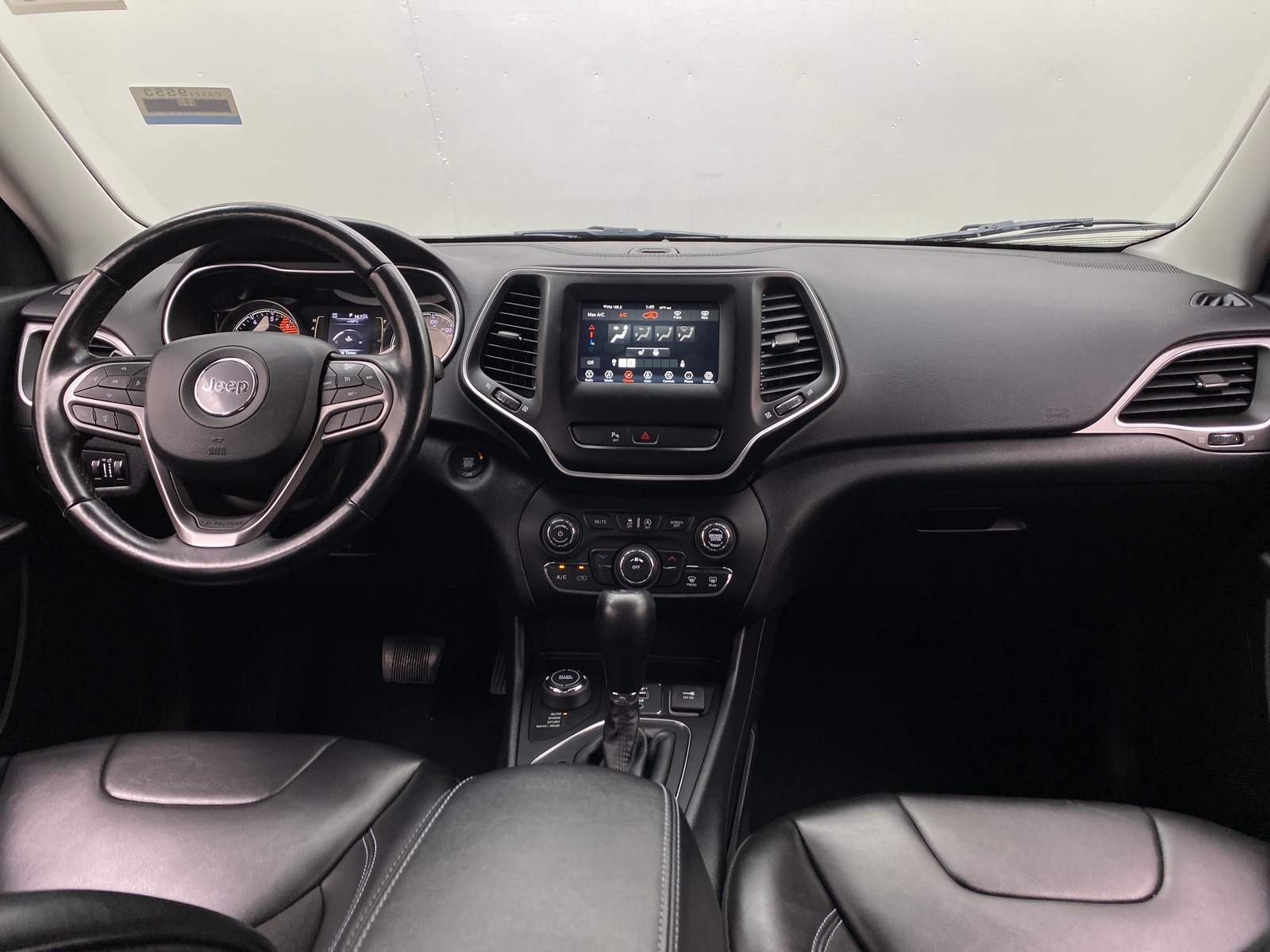 Thumbnail: 2020 Jeep Cherokee - 3