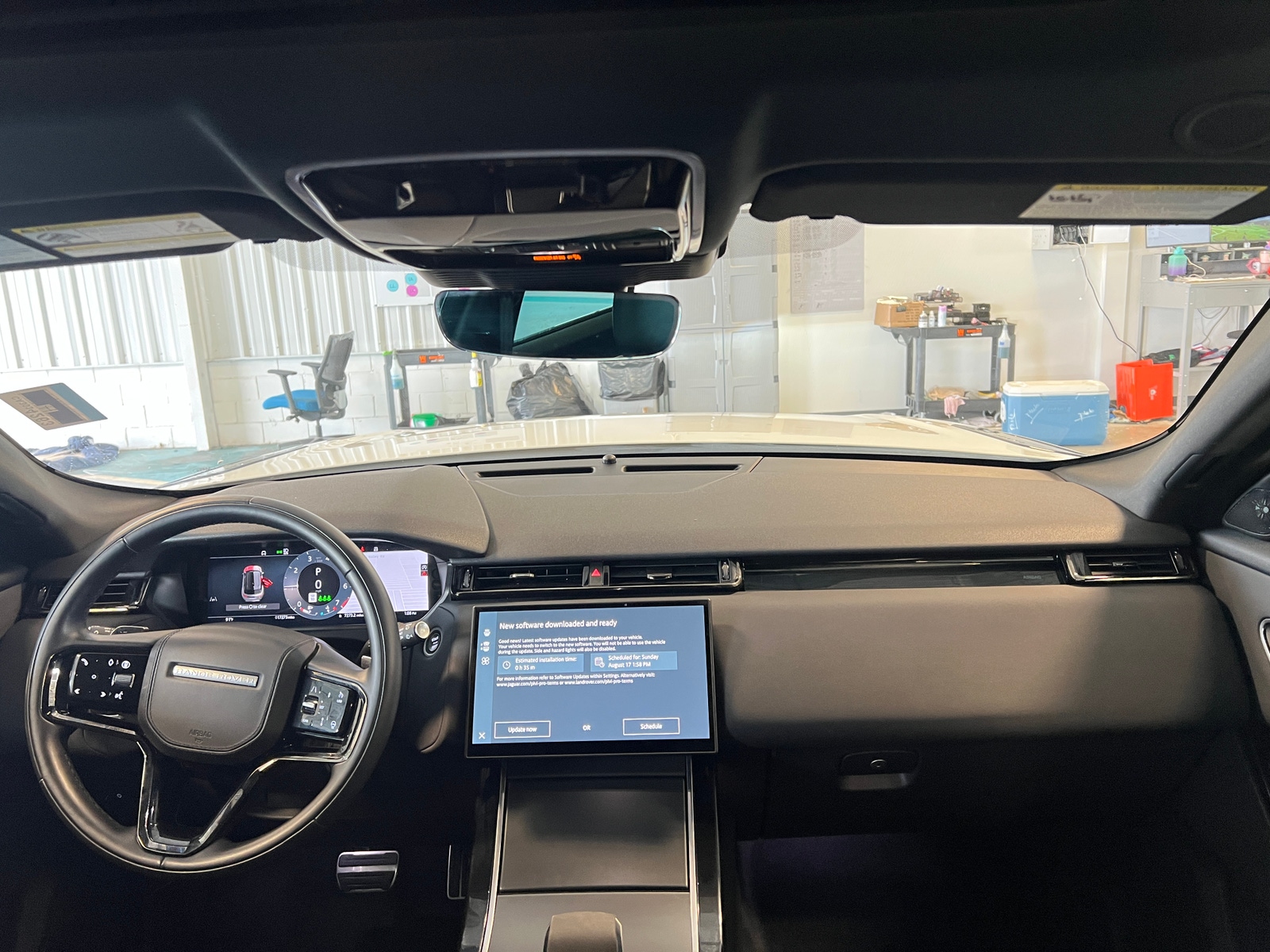Thumbnail: 2025 Land Rover Range Rover Velar - 2