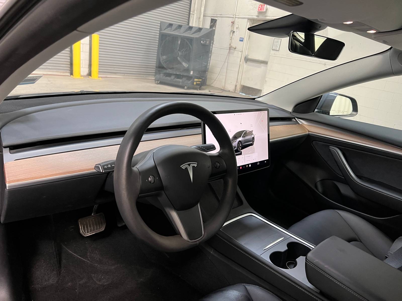 Thumbnail: 2023 Tesla Model 3 - 2