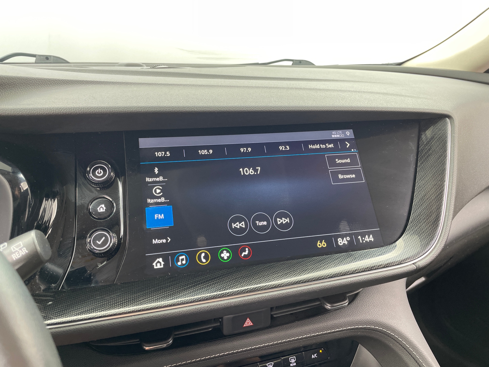Thumbnail: 2021 Buick Envision - 3