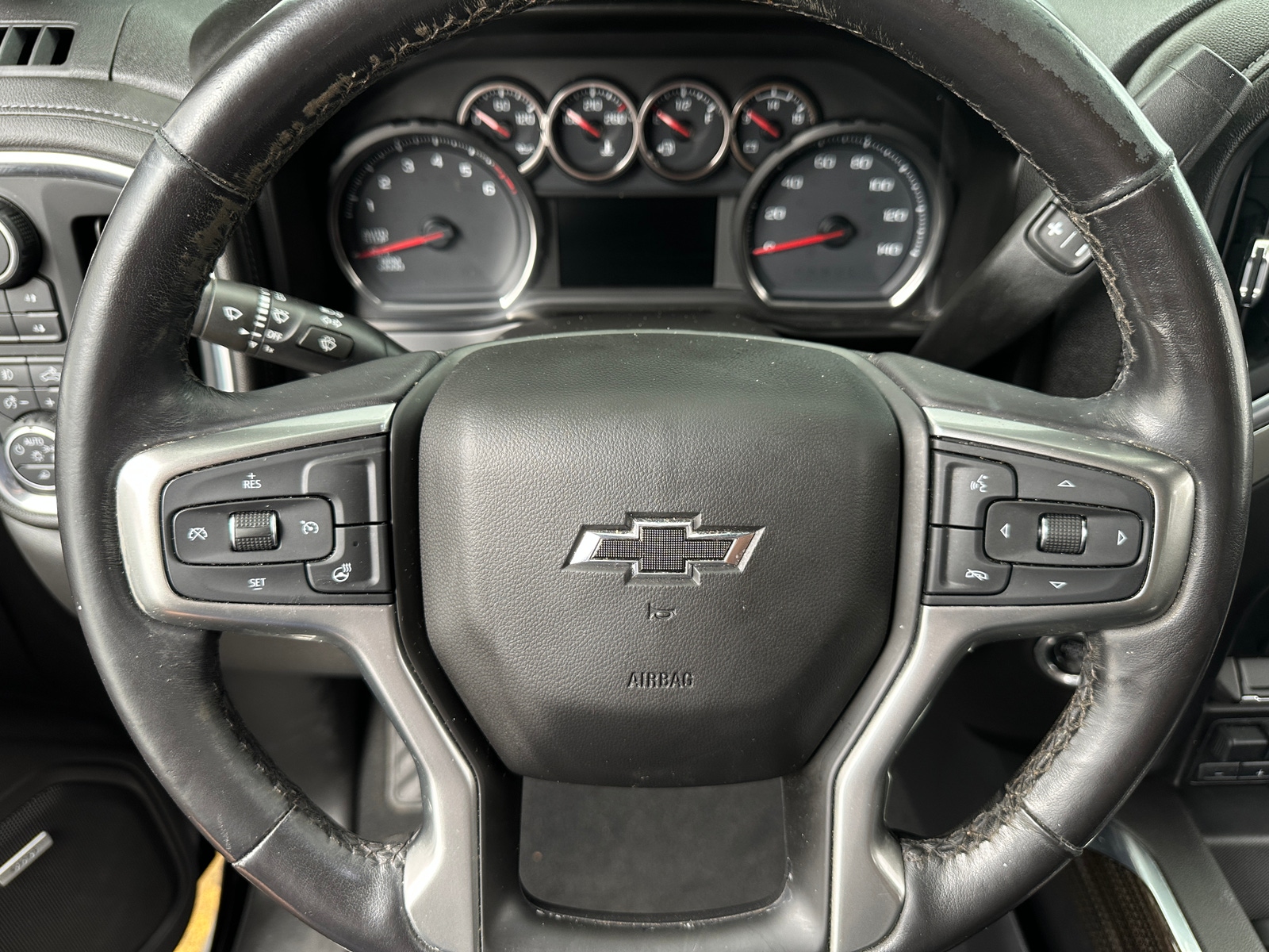Thumbnail: 2020 Chevrolet Silverado 1500 - 4