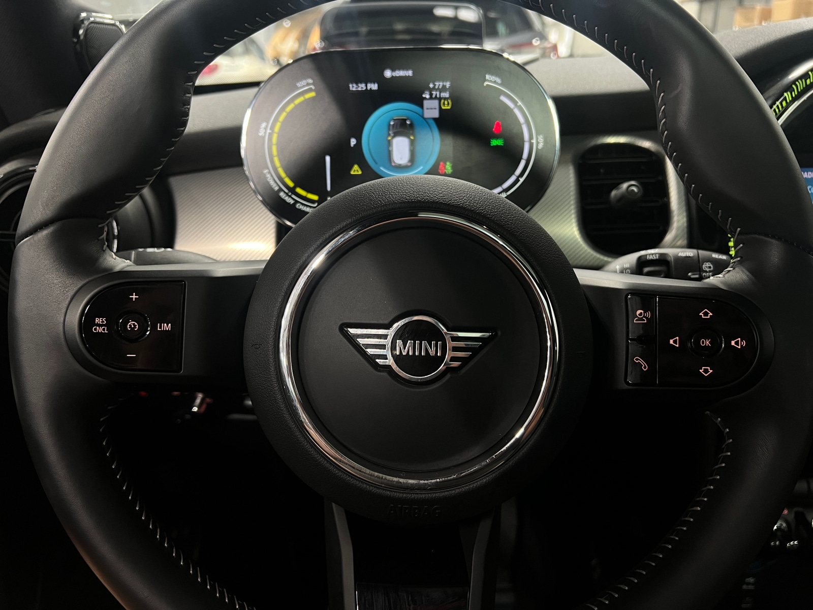 Thumbnail: 2023 MINI Cooper Hardtop - 4