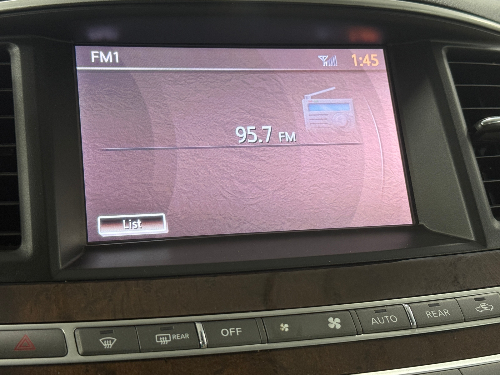 Thumbnail: 2015 INFINITI QX60 - 3