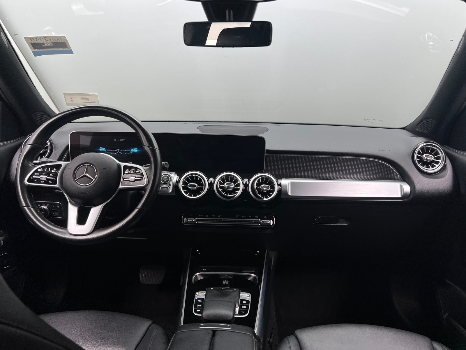 Thumbnail: 2020 Mercedes-Benz GLB - 2