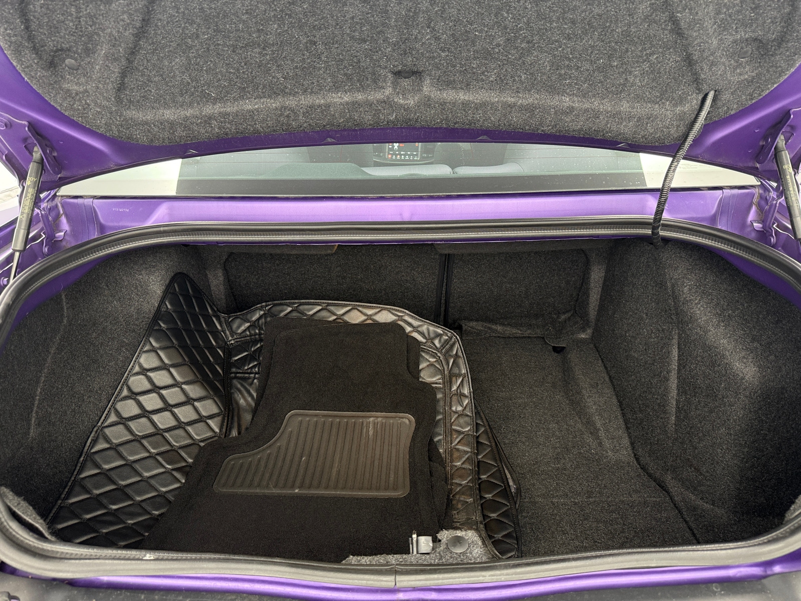 Thumbnail: 2019 Dodge Challenger - 5