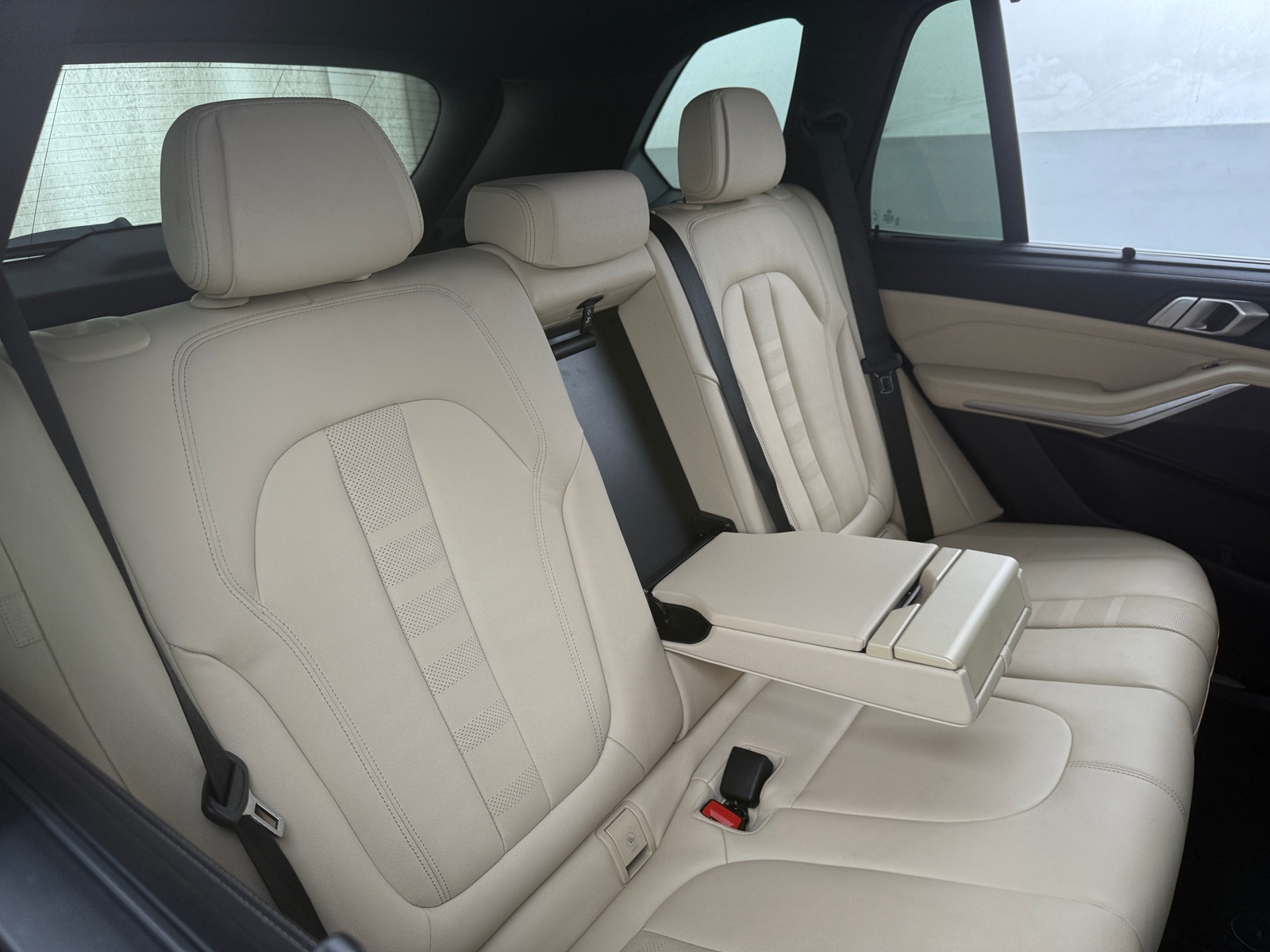 Thumbnail: 2022 BMW X5 - 5