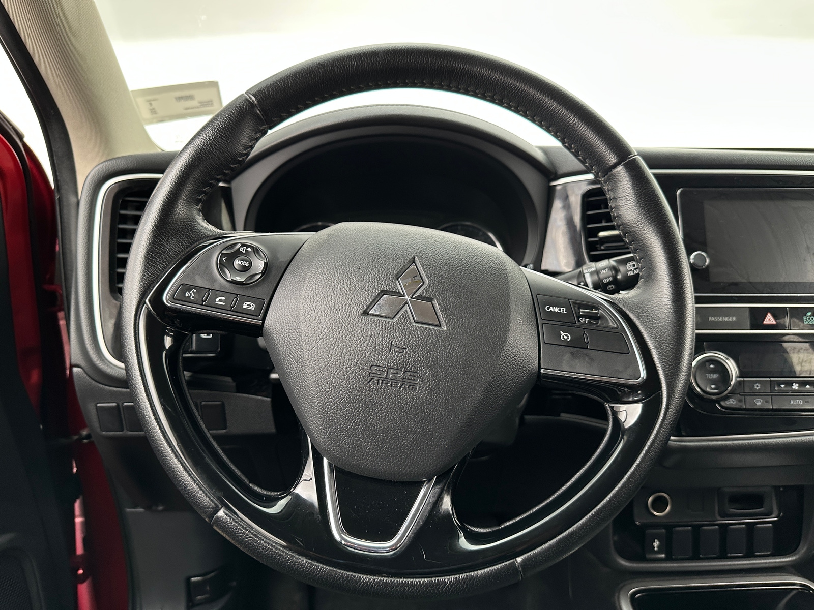 Thumbnail: 2019 Mitsubishi Outlander - 5