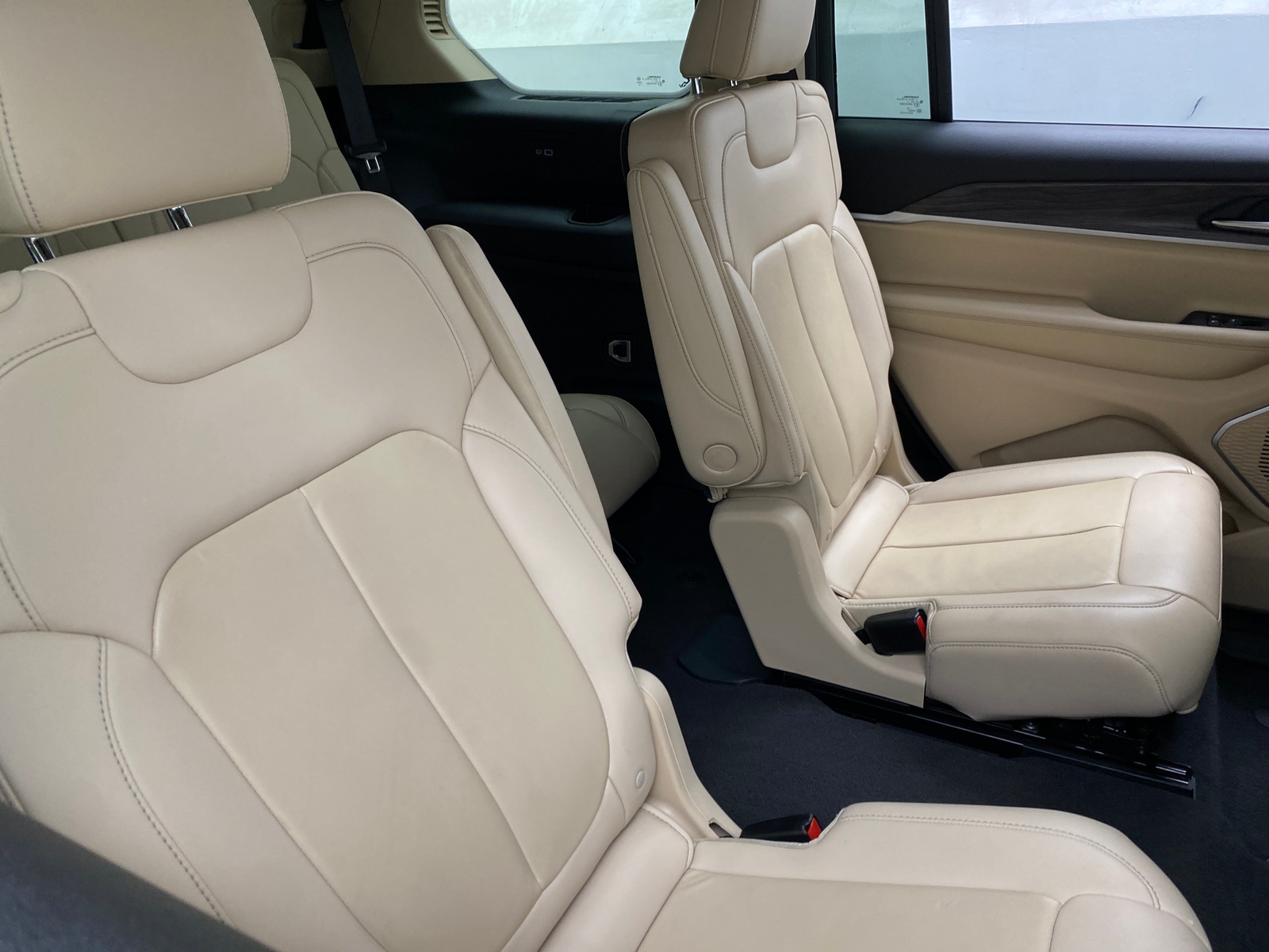 Thumbnail: 2021 Jeep Grand Cherokee L - 5