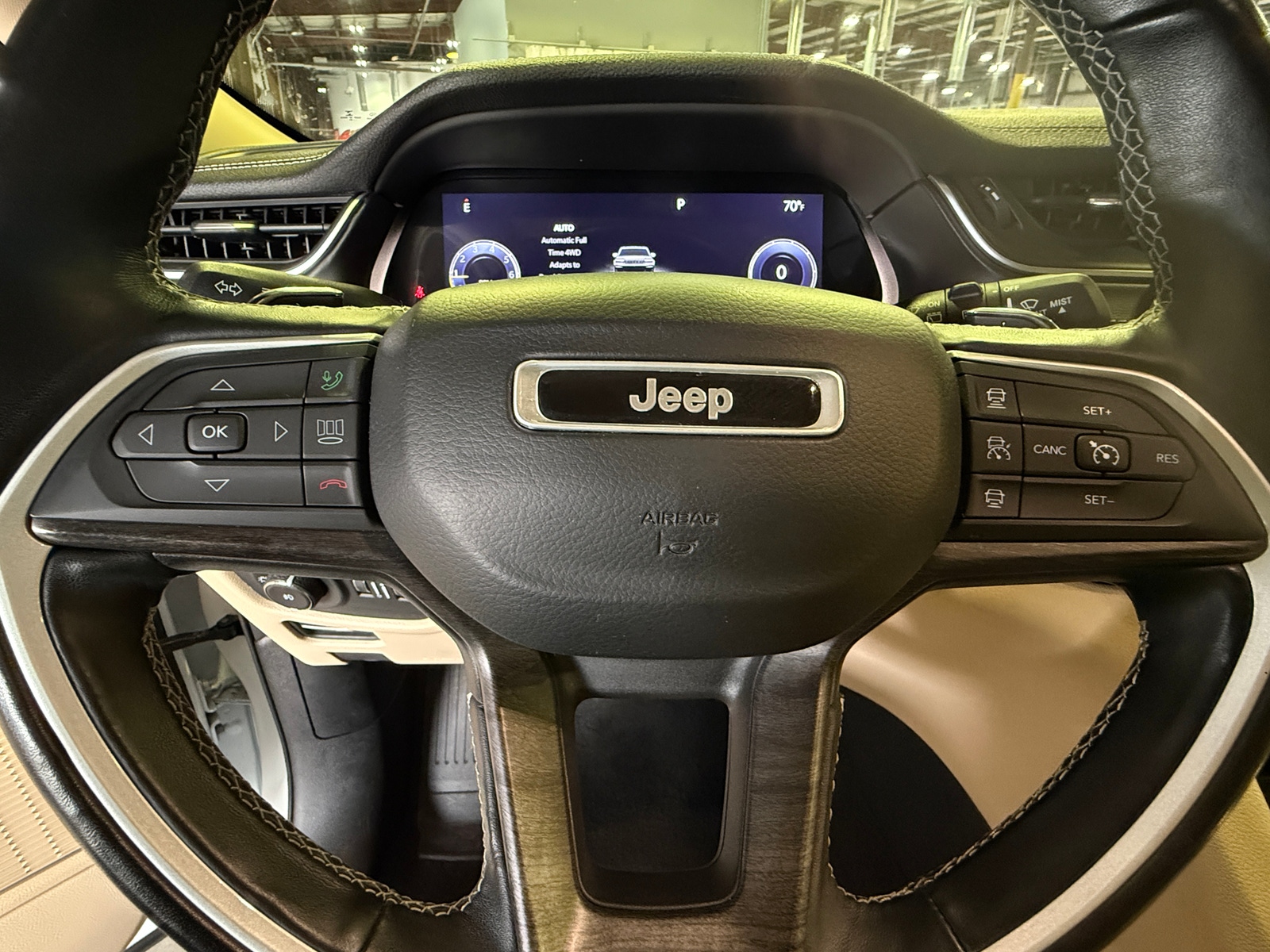 Thumbnail: 2021 Jeep Grand Cherokee L - 4