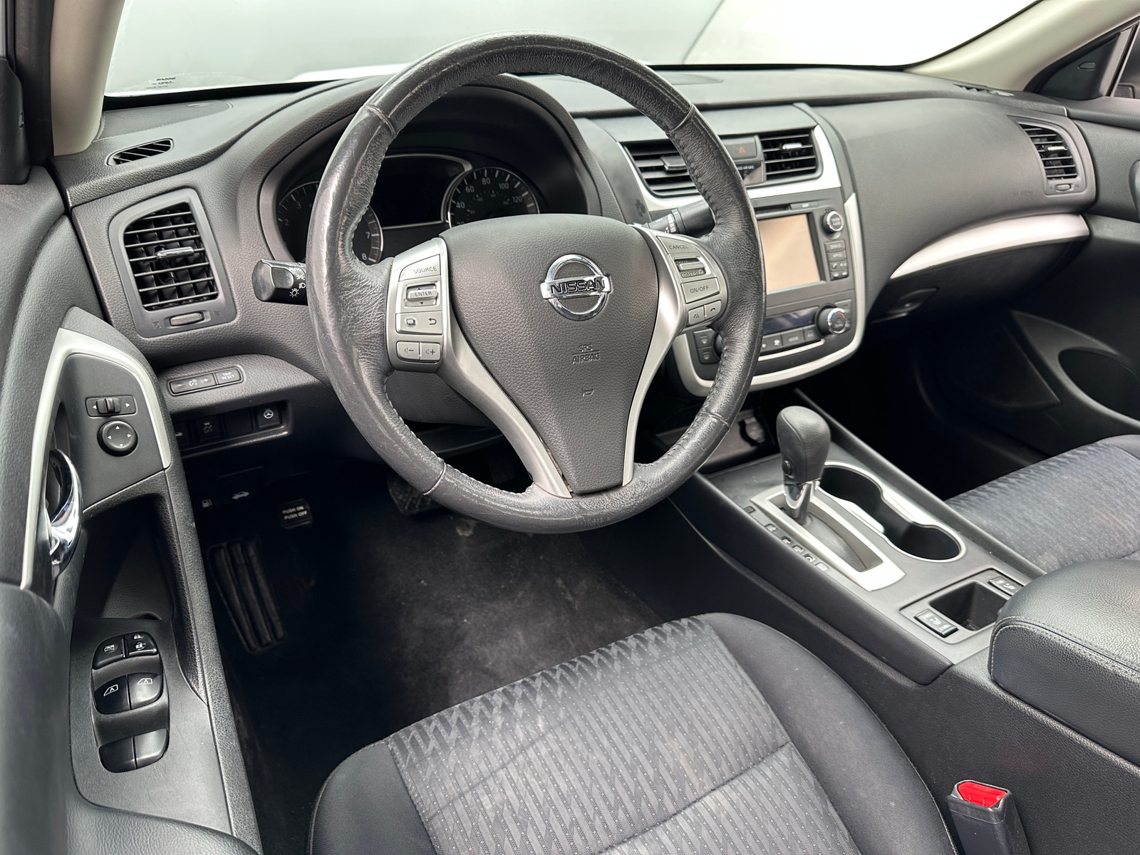 Thumbnail: 2017 Nissan Altima - 3