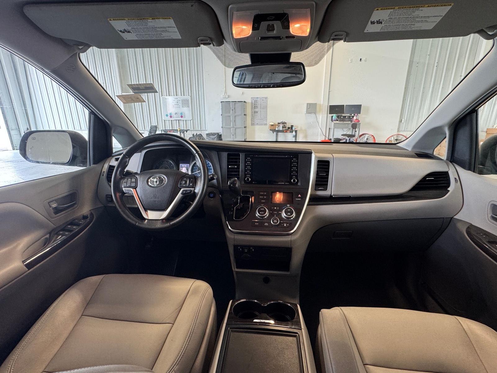 Thumbnail: 2019 Toyota Sienna - 2