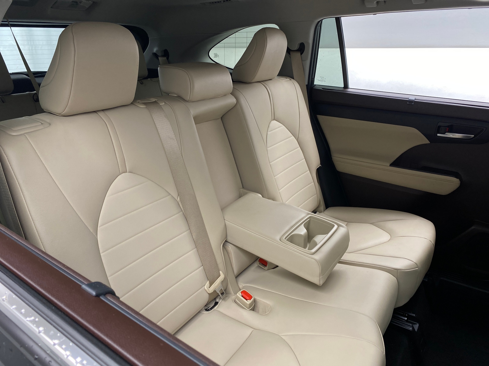 Thumbnail: 2020 Toyota Highlander - 5