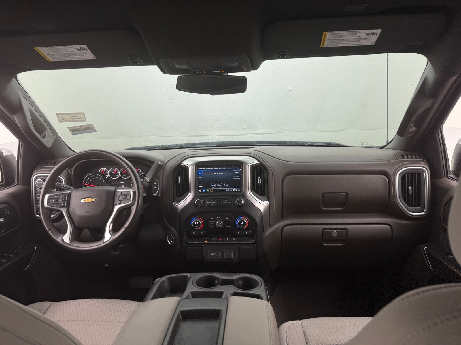Thumbnail: 2020 Chevrolet Silverado 1500 - 3