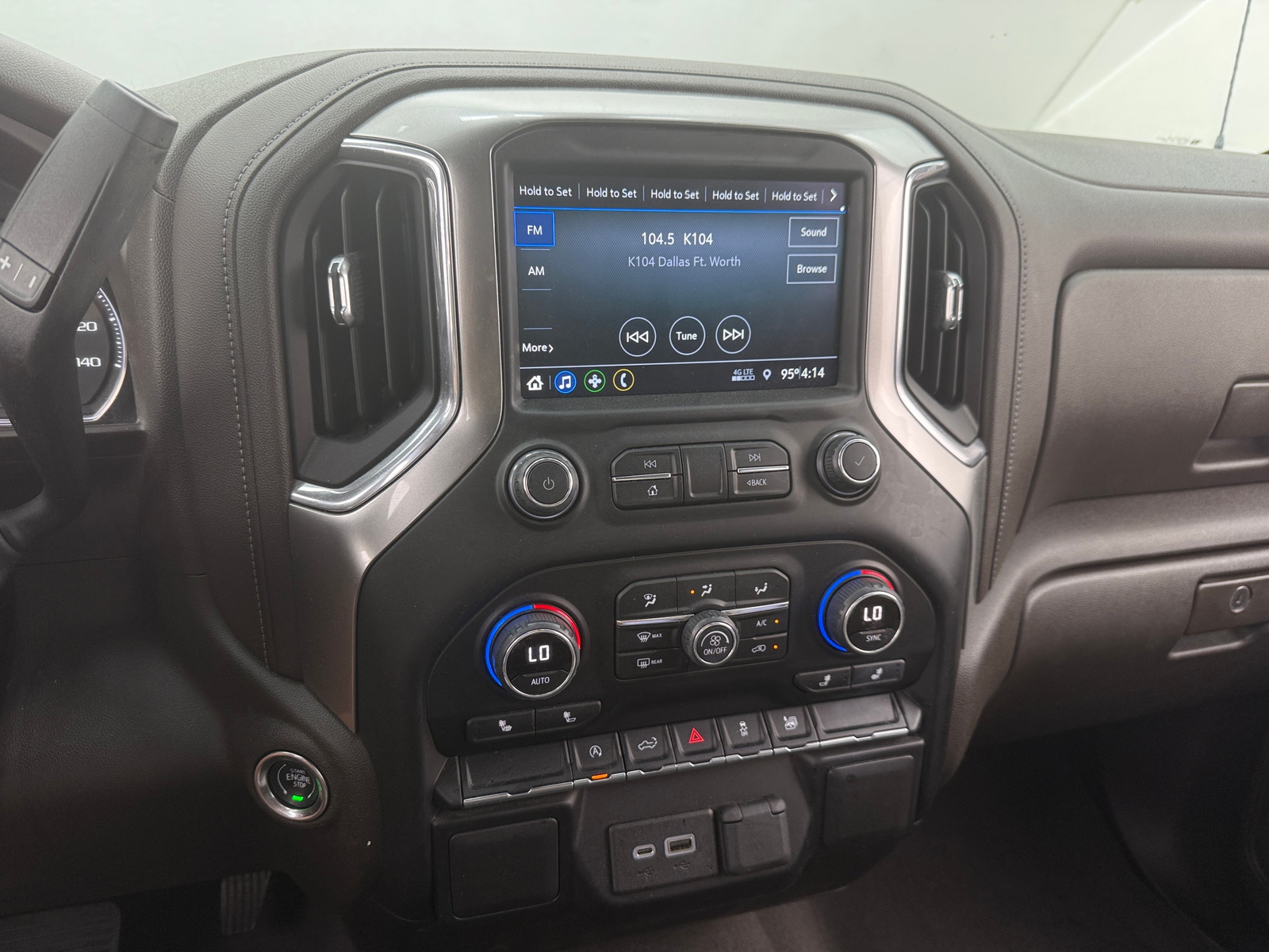 Thumbnail: 2020 Chevrolet Silverado 1500 - 4
