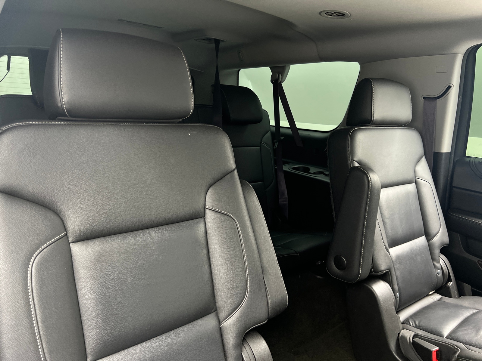 Thumbnail: 2017 Chevrolet Suburban - 5