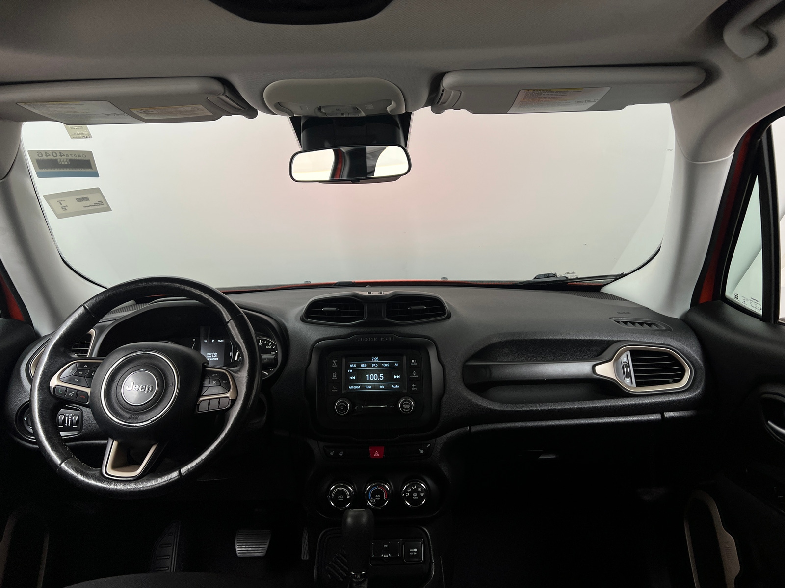 Thumbnail: 2017 Jeep Renegade - 3