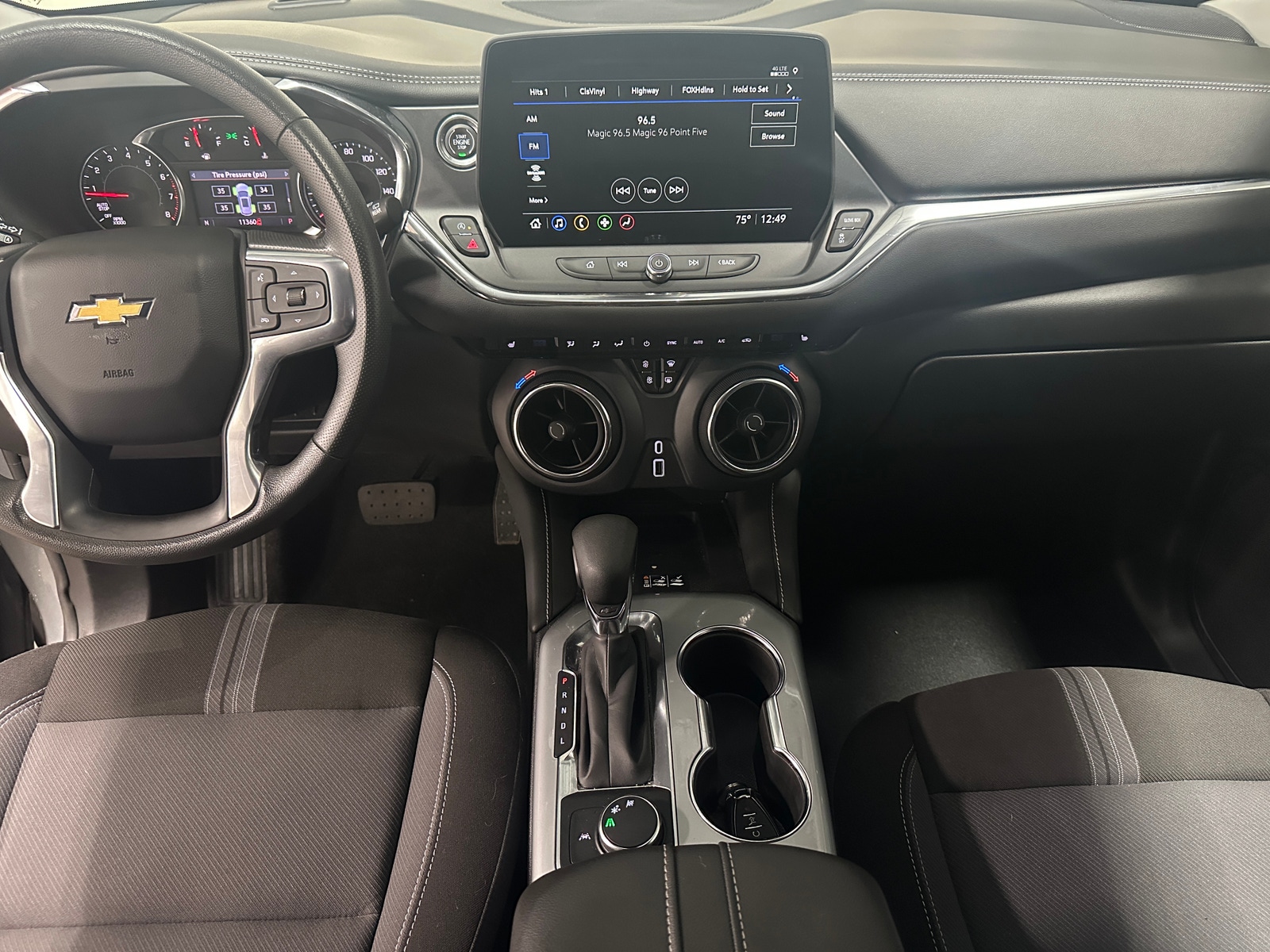 Thumbnail: 2023 Chevrolet Blazer - 3
