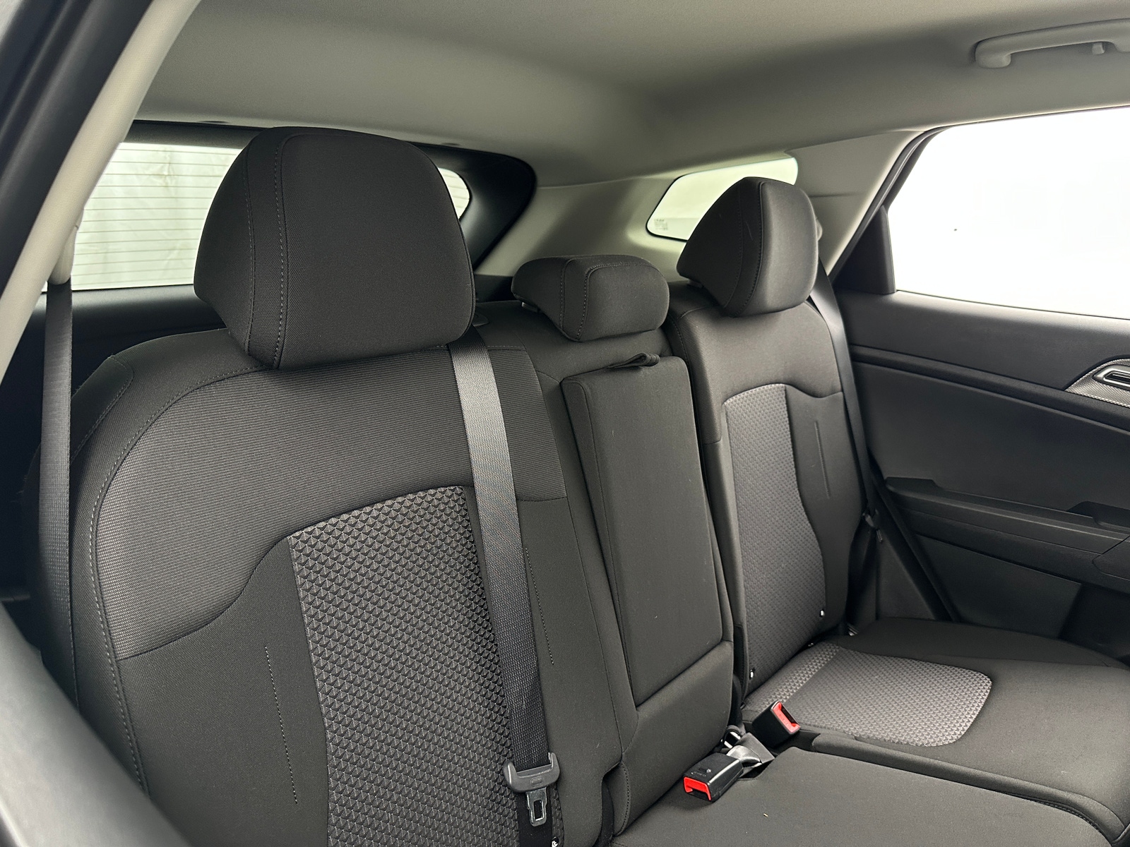 Thumbnail: 2023 Kia Sportage - 6