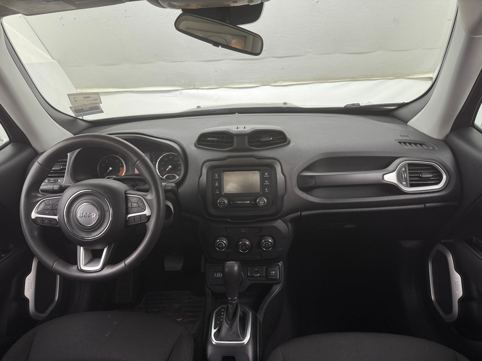 Thumbnail: 2018 Jeep Renegade - 3