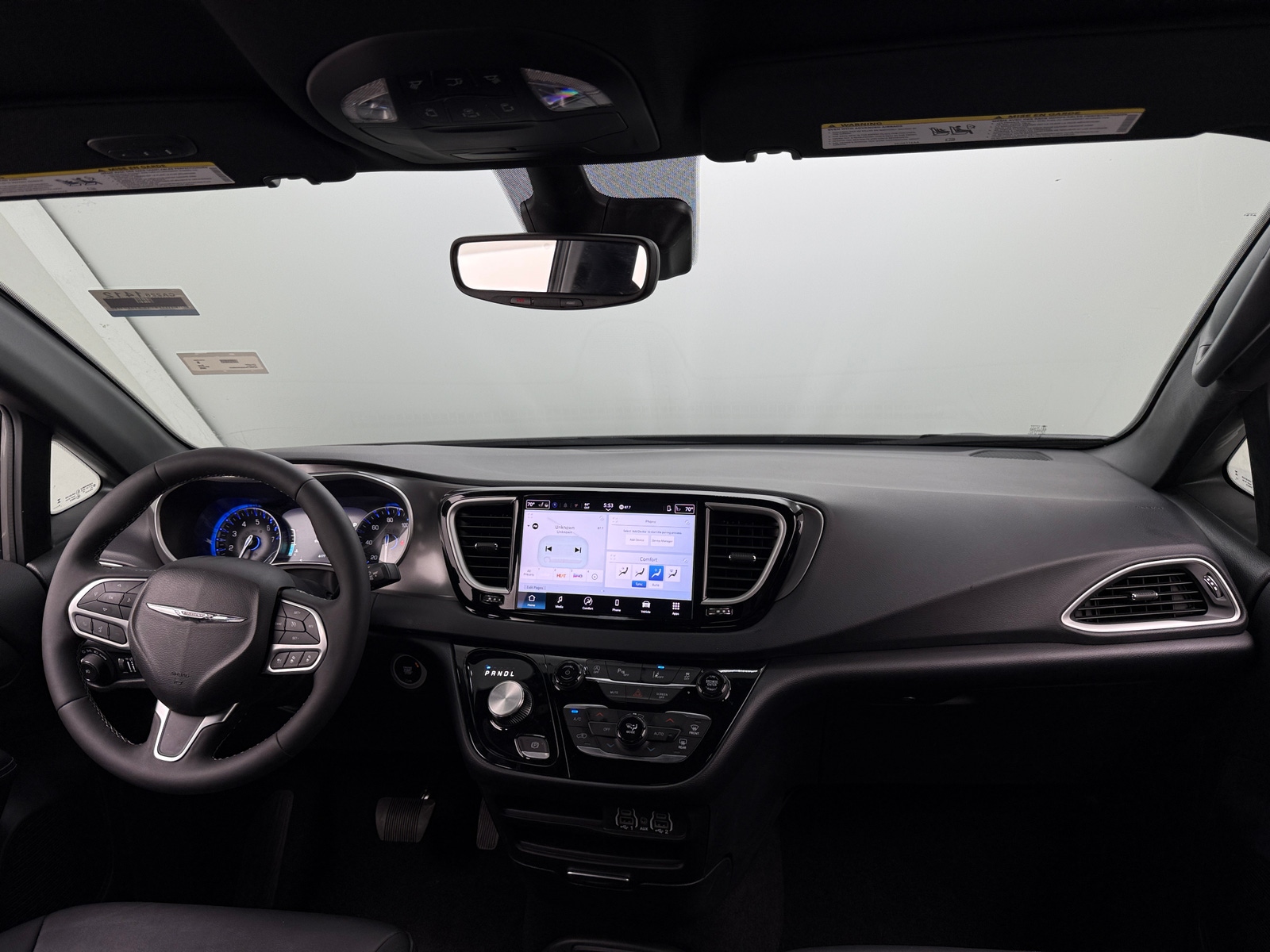 Thumbnail: 2025 Chrysler Pacifica - 2