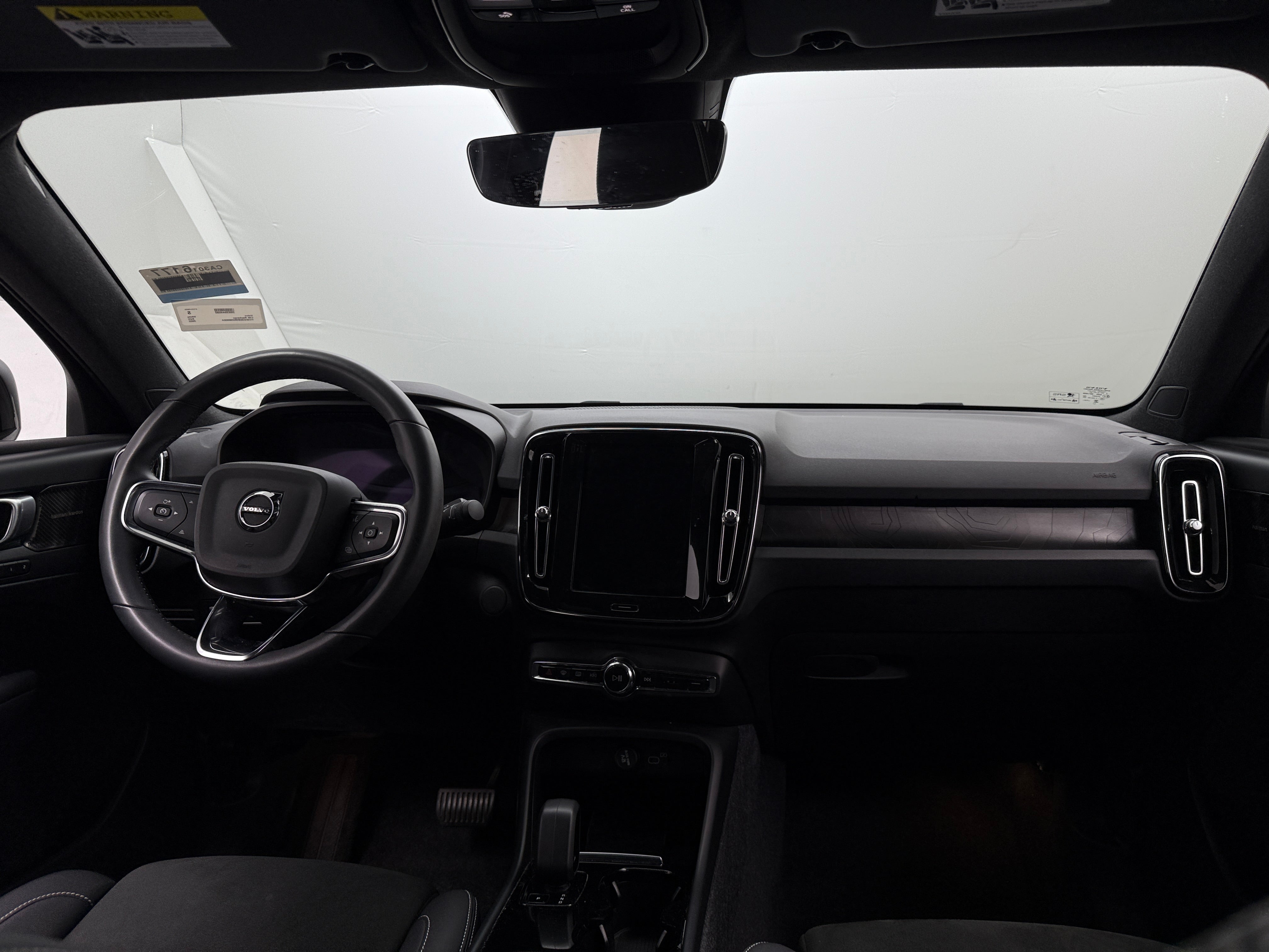 Used 2022 Volvo C40 Ultimate with VIN YV4ED3GB9N2009324 for sale in Oak Creek, WI