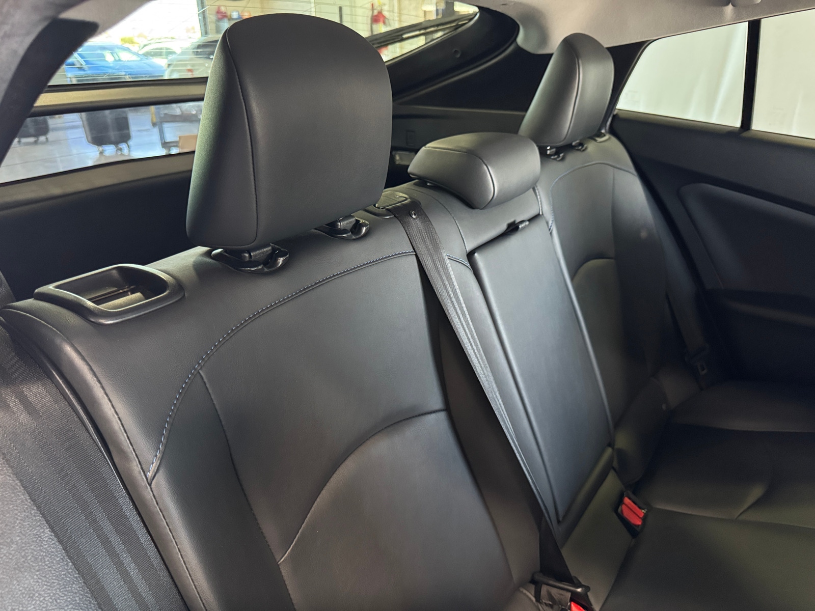 Thumbnail: 2016 Toyota Prius - 6