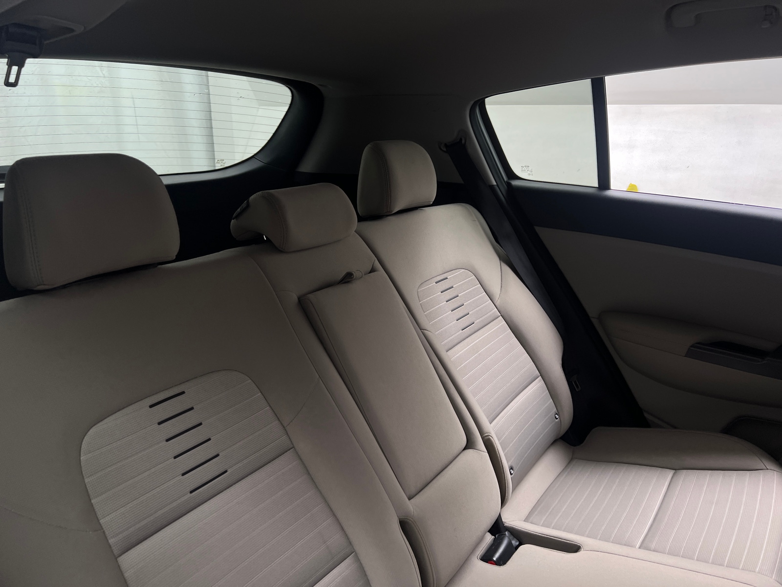 Thumbnail: 2020 Kia Sportage - 6