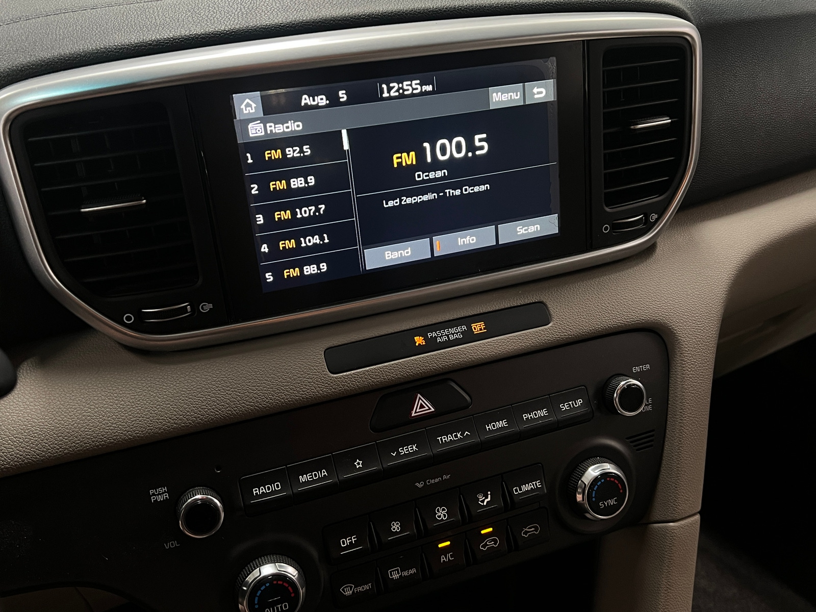 Thumbnail: 2020 Kia Sportage - 4