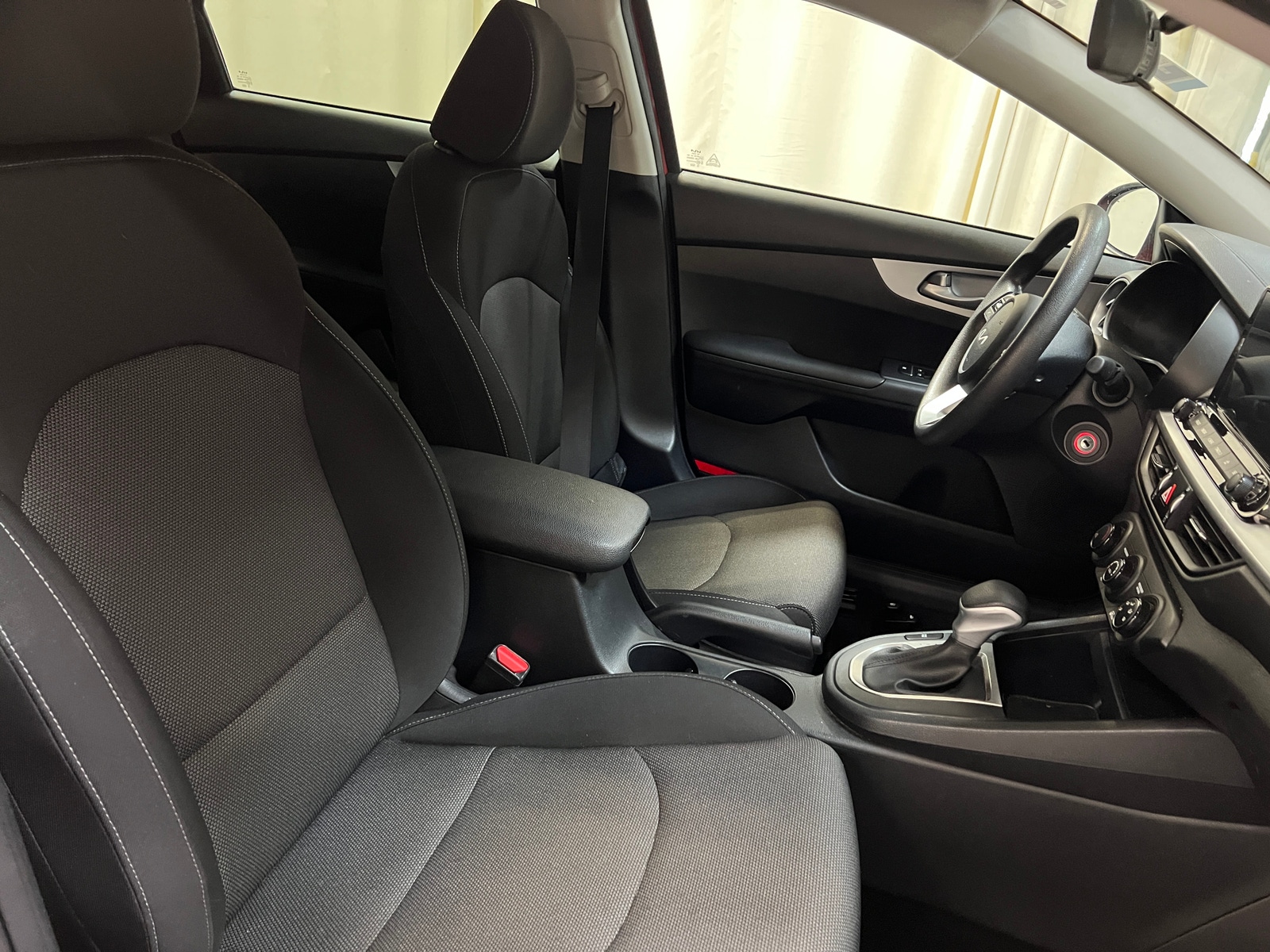 Thumbnail: 2022 Kia Forte - 2