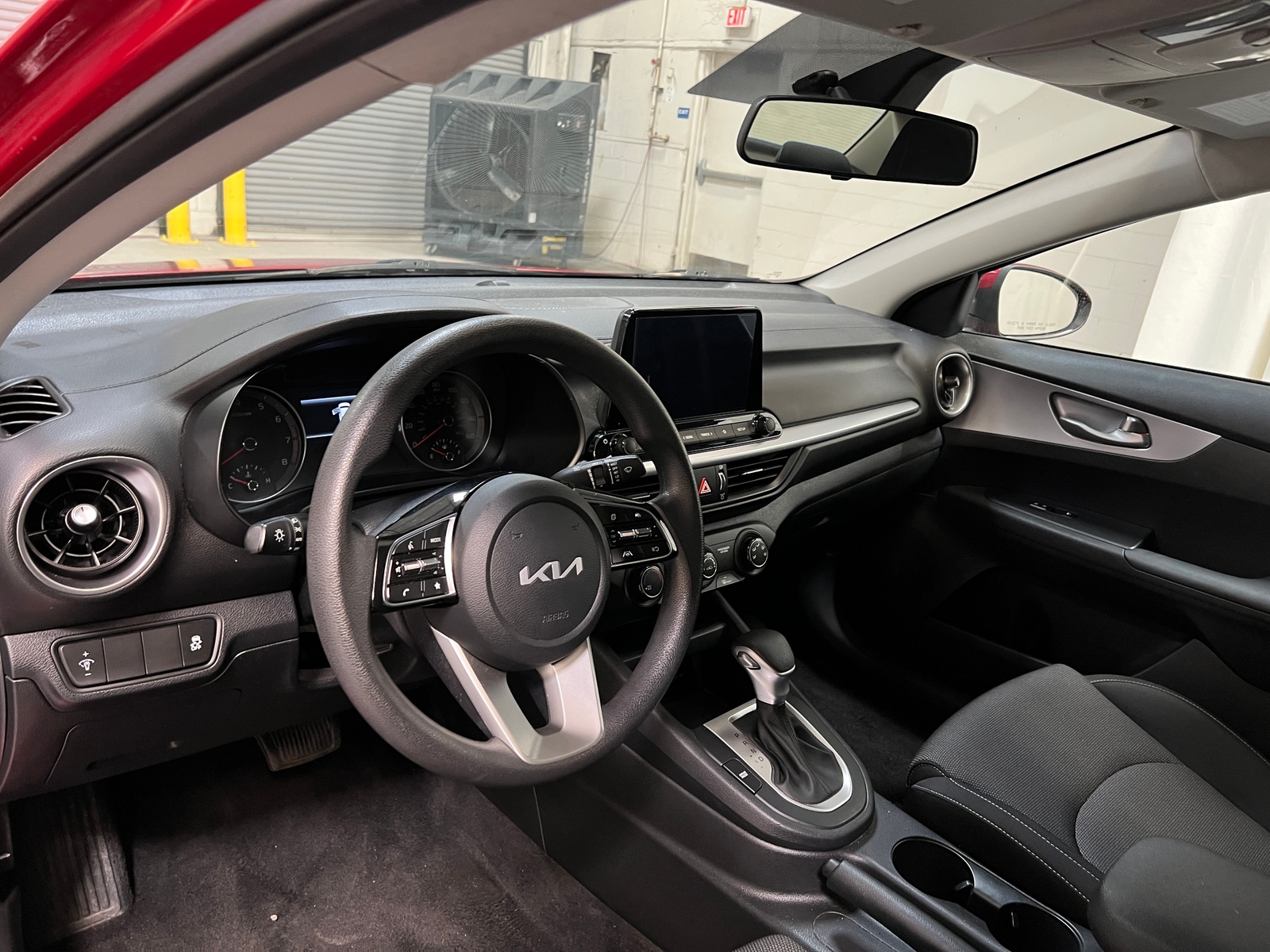 Thumbnail: 2022 Kia Forte - 3