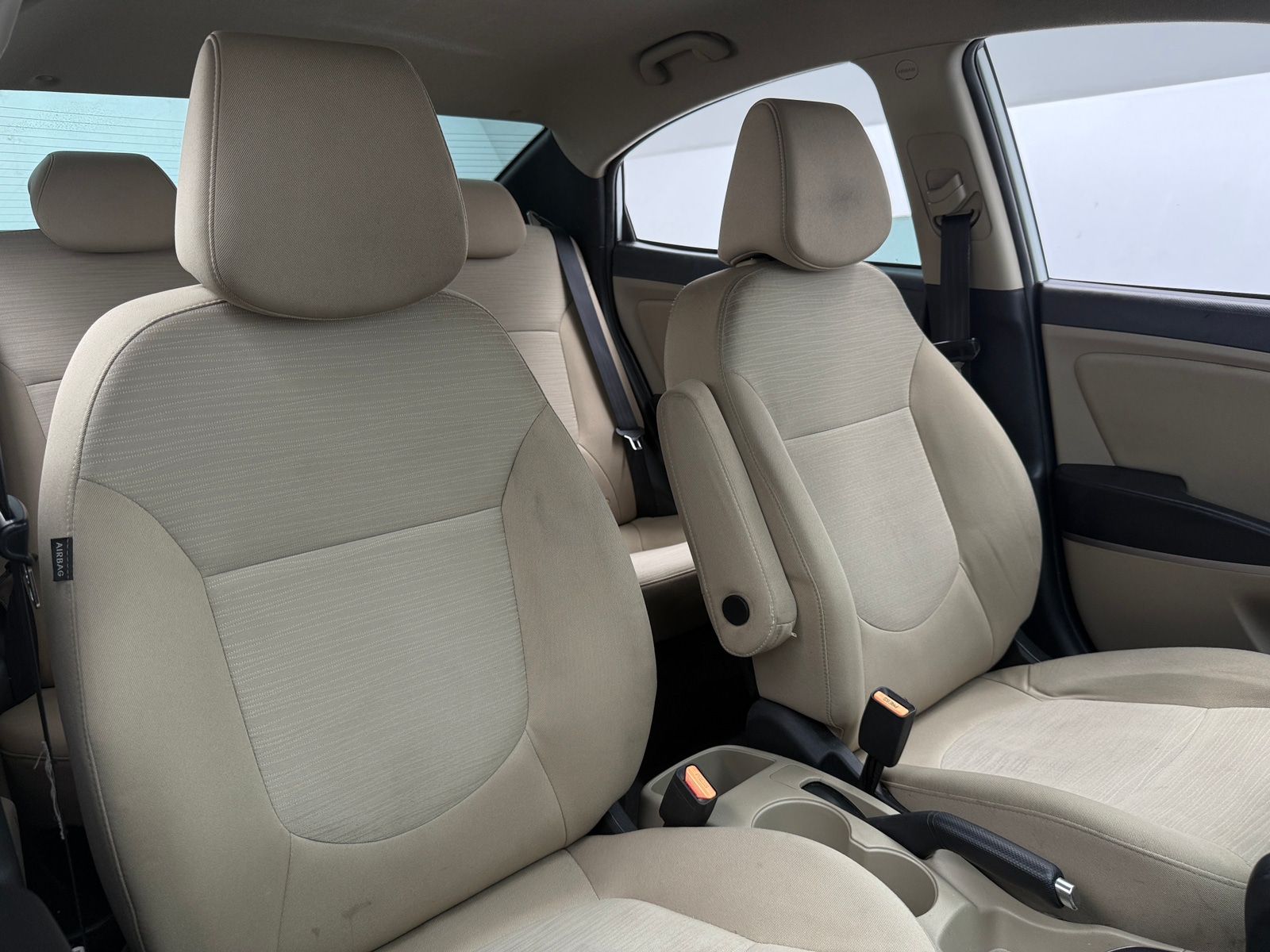 Thumbnail: 2016 Hyundai Accent - 2