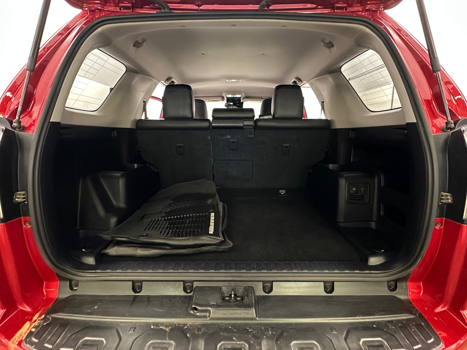 Thumbnail: 2020 Toyota 4Runner - 6