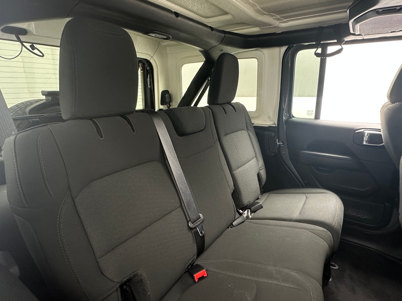 Thumbnail: 2019 Jeep Wrangler - 6