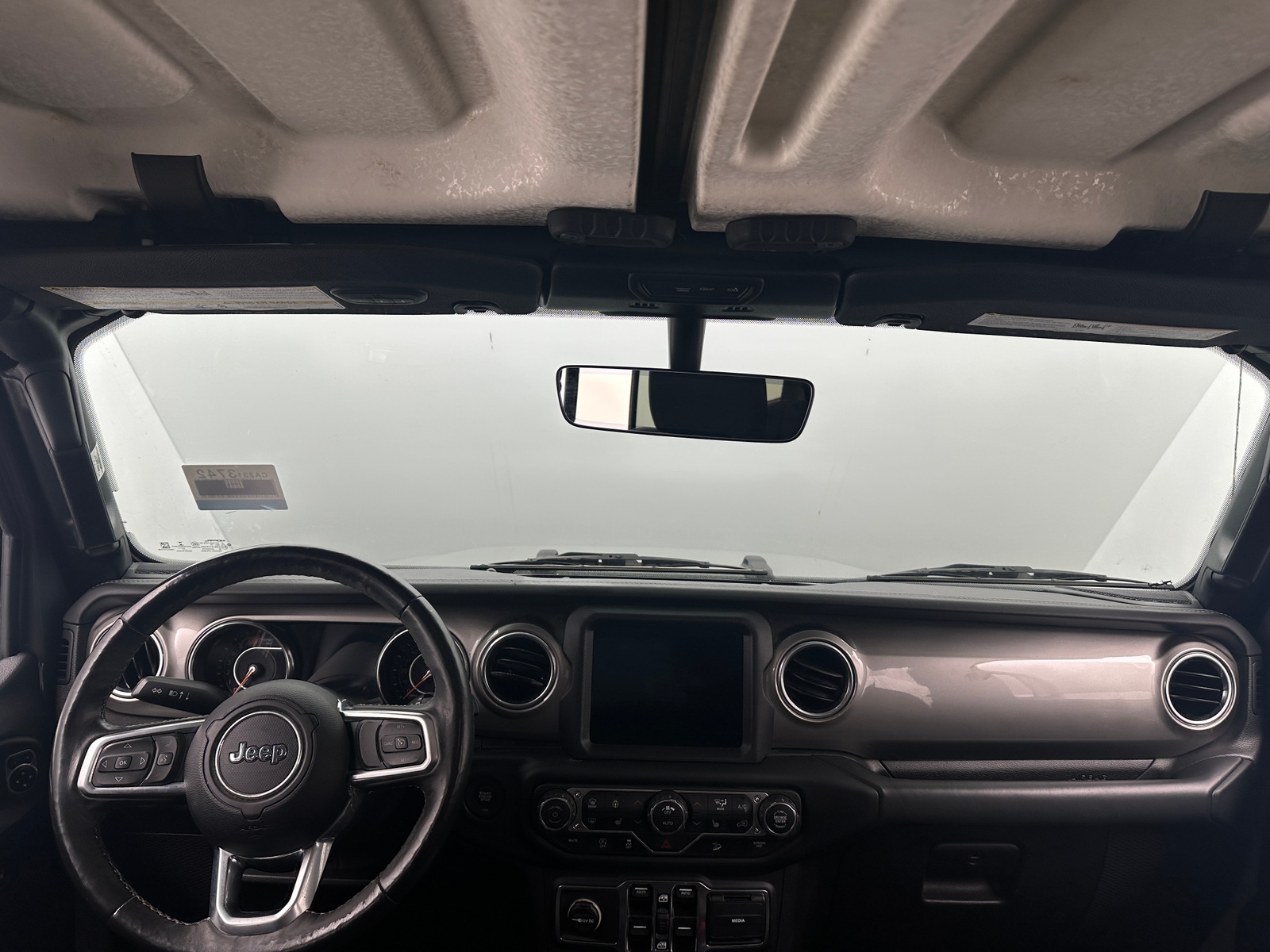 Thumbnail: 2019 Jeep Wrangler - 3