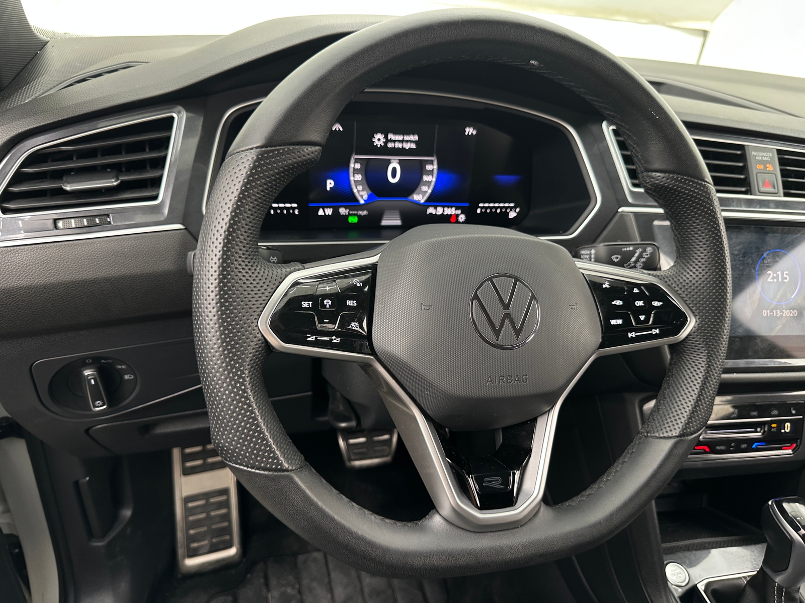 Thumbnail: 2024 Volkswagen Tiguan - 4