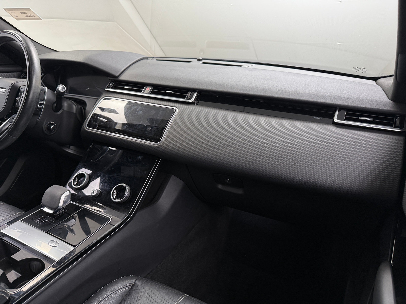 Thumbnail: 2021 Land Rover Range Rover Velar - 2
