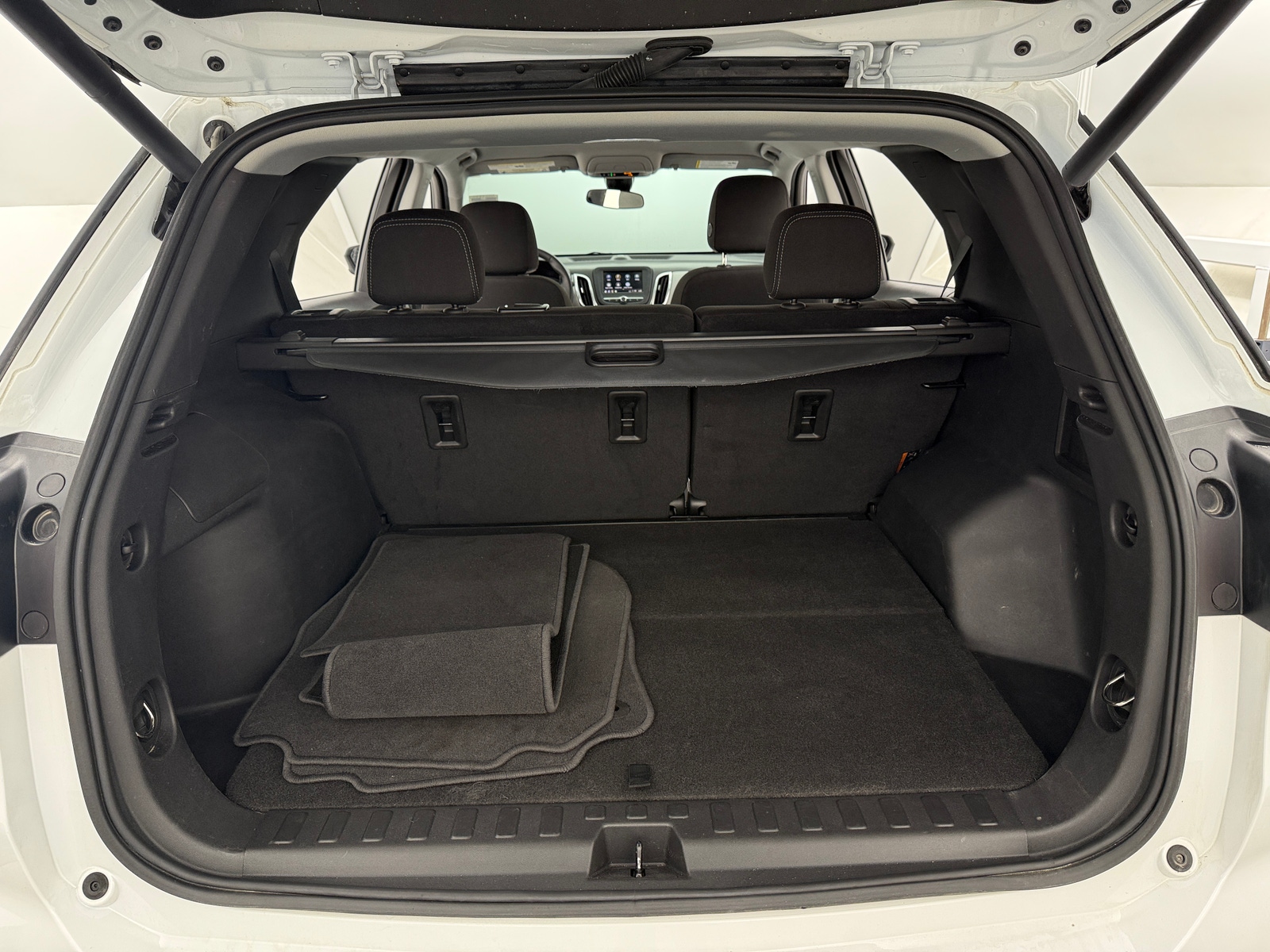 Thumbnail: 2023 Chevrolet Equinox - 7
