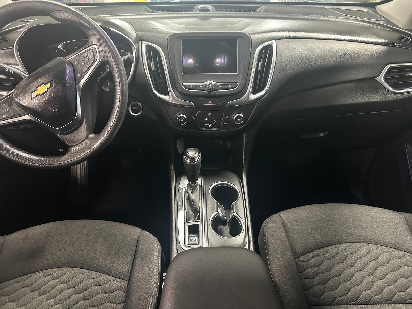 Thumbnail: 2019 Chevrolet Equinox - 3