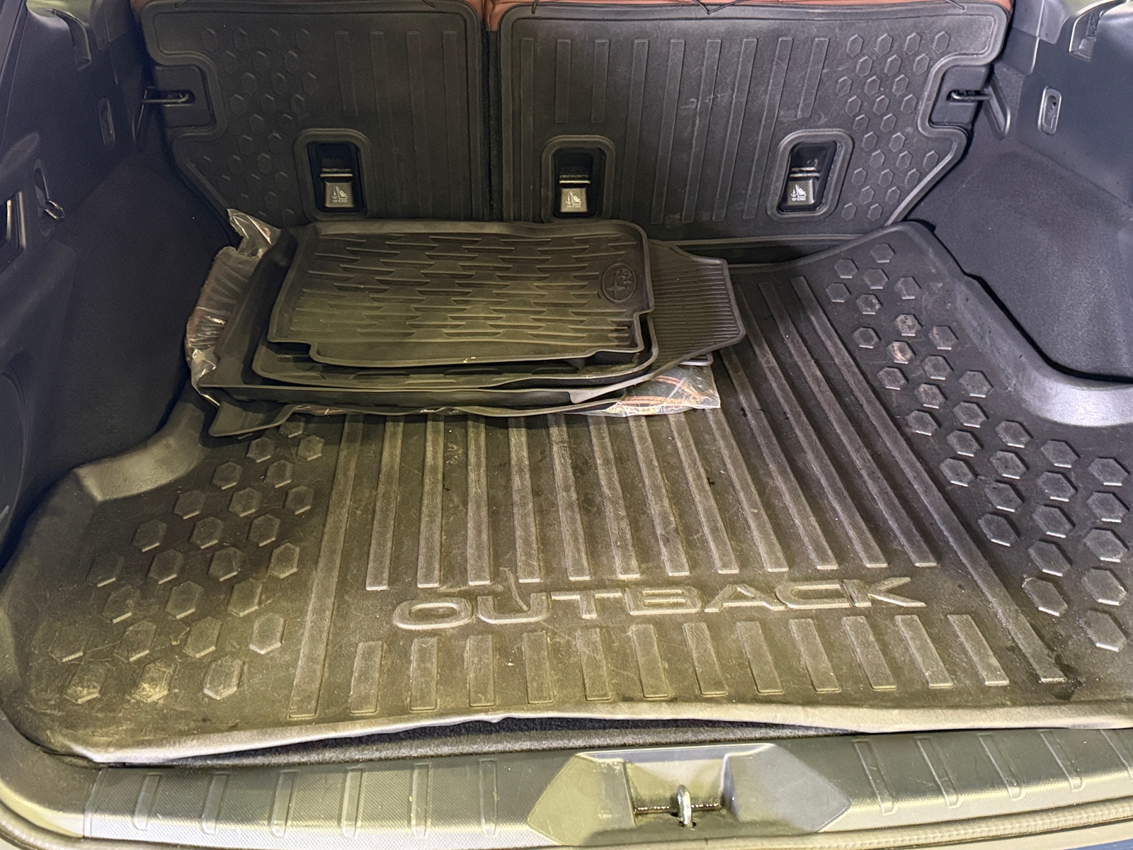 Thumbnail: 2021 Subaru Outback - 6