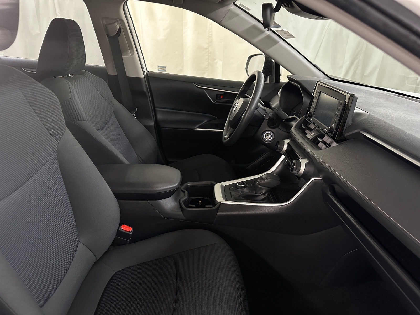 Thumbnail: 2022 Toyota RAV4 - 2