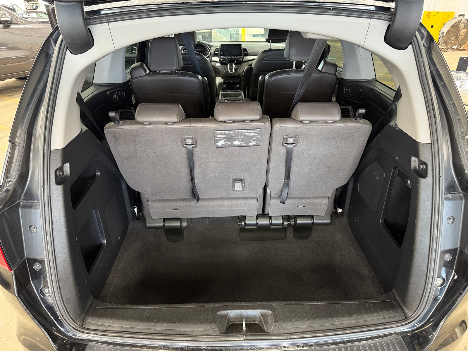 Thumbnail: 2020 Honda Odyssey - 6