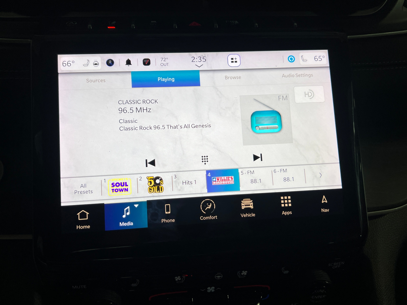 Thumbnail: 2024 Jeep Grand Cherokee - 3