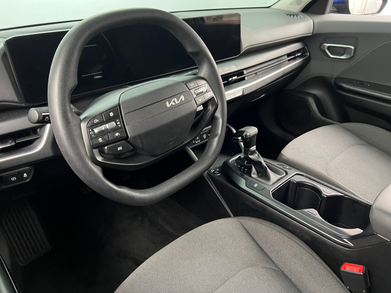 Thumbnail: 2025 Kia K4 - 3