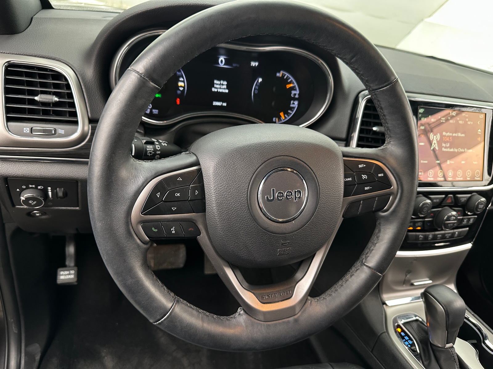 Thumbnail: 2019 Jeep Grand Cherokee - 4
