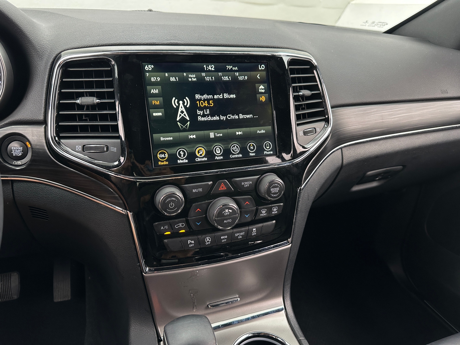 Thumbnail: 2019 Jeep Grand Cherokee - 3