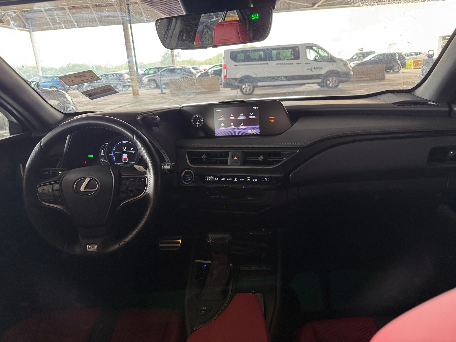 Thumbnail: 2019 Lexus UX - 2