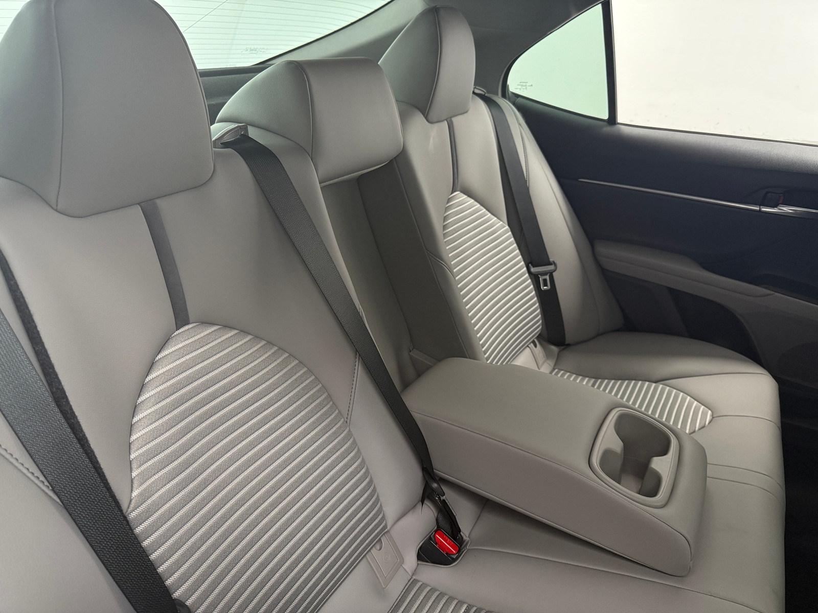 Thumbnail: 2021 Toyota Camry - 5